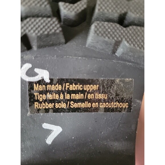 Junior Teen Girls Black Punk Cool Ankle Boots Size 7 Adjustable Straps Rock Chic - Picture 6 of 8